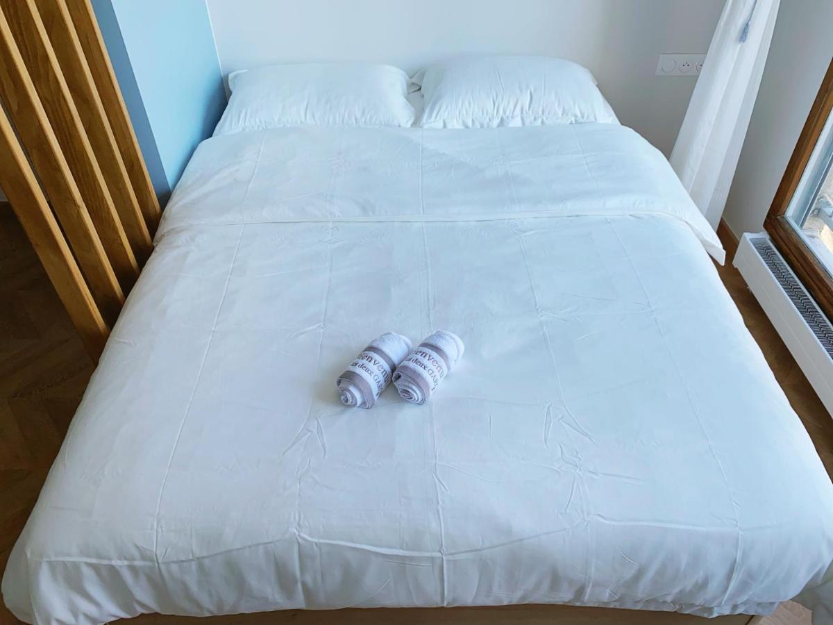 Chez Les Deux Garcons Apartment มงต์รูช ภายนอก รูปภาพ