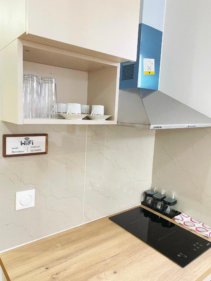 Chez Les Deux Garcons Apartment มงต์รูช ภายนอก รูปภาพ